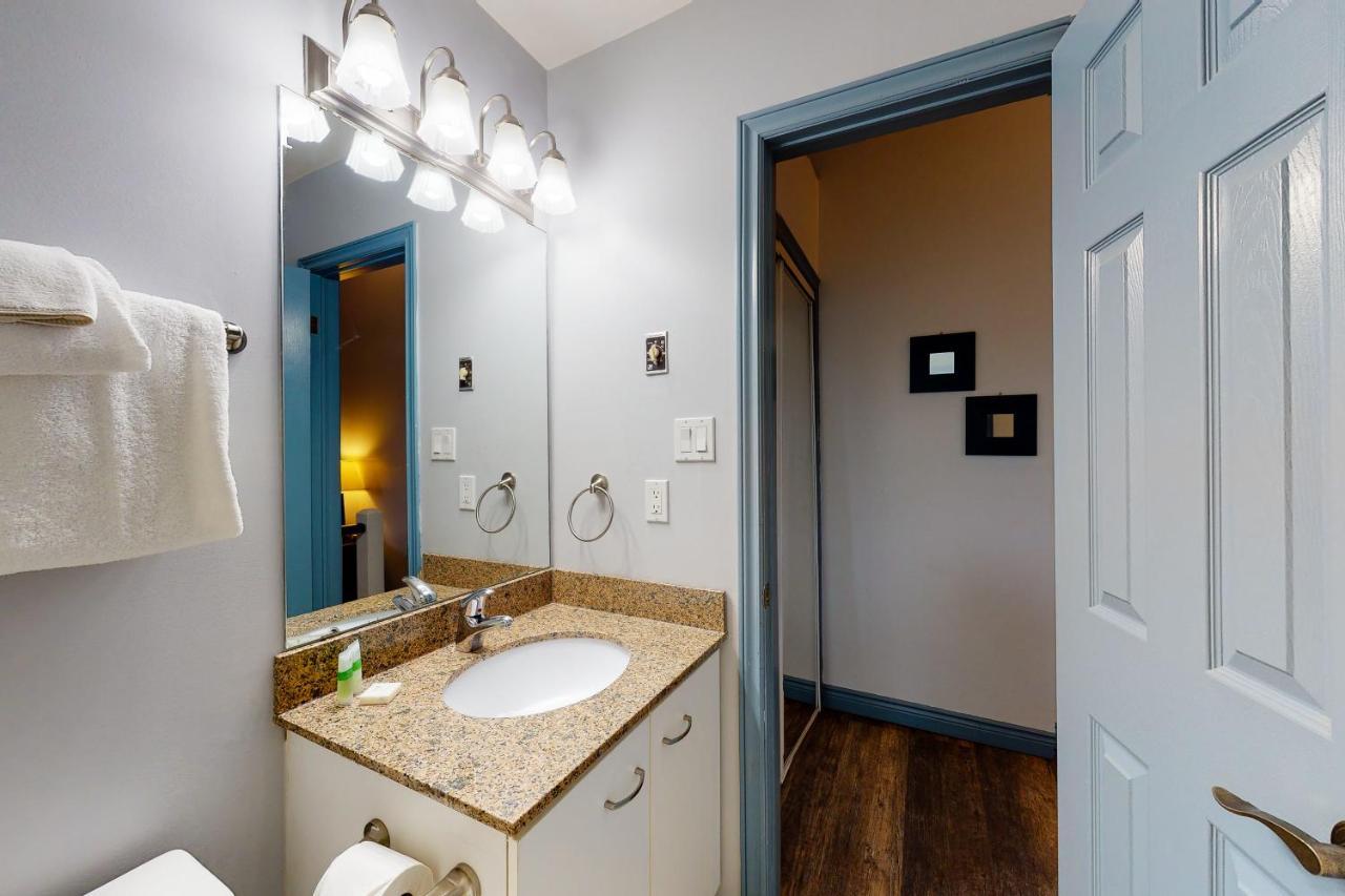 Condo 212 At North Creek Resort By Vacasa Blue Mountains Exterior photo